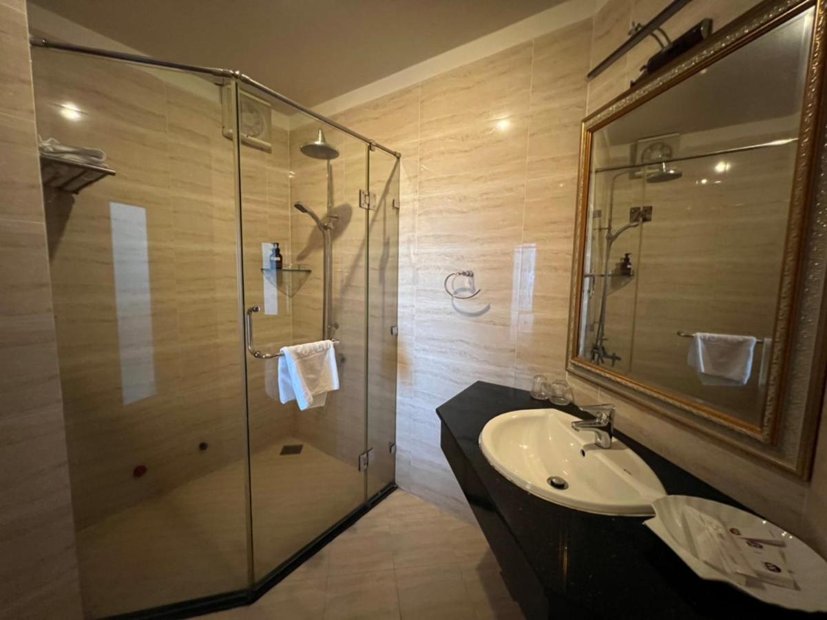 Reddoorz Premium White Lion Hotel Ho-Chi-Minh-Stadt